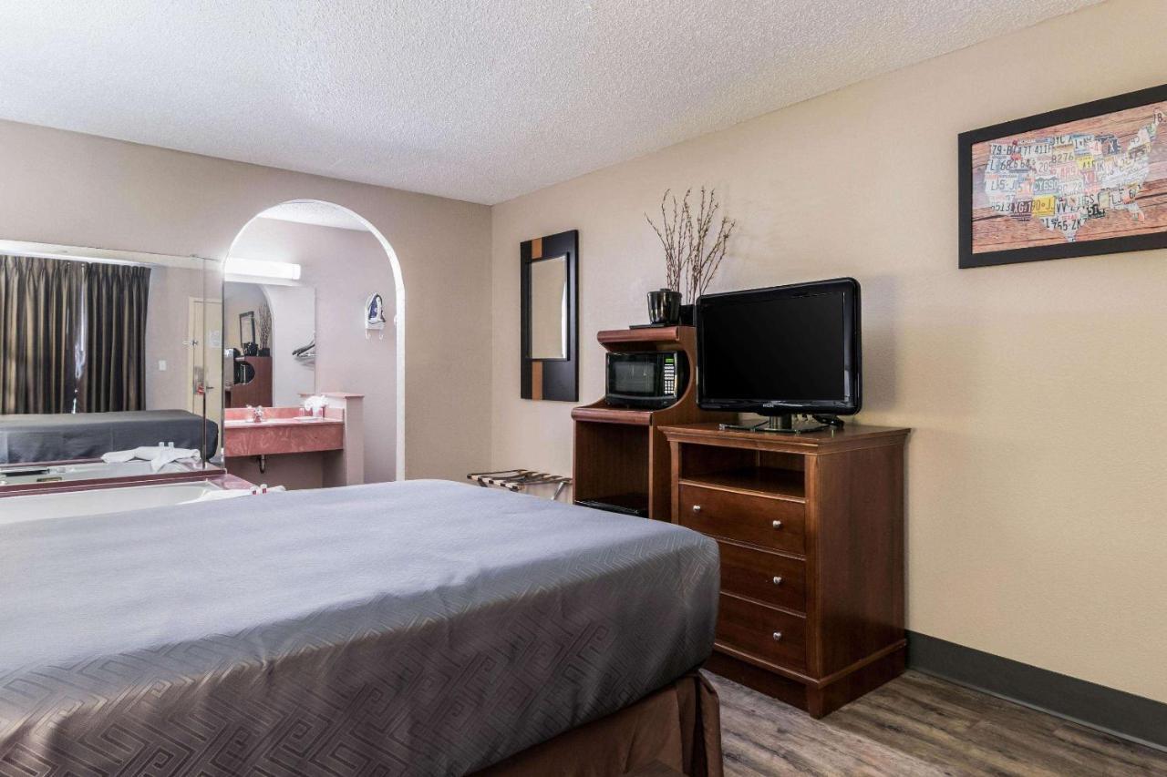 Econo Lodge Gainesville Dış mekan fotoğraf